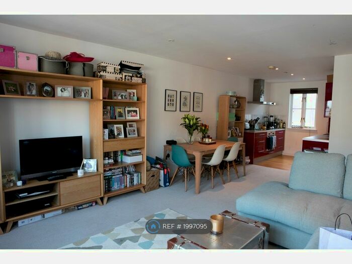 1 Bedroom Flat To Rent In Hildreth Street Mews, London, SW12