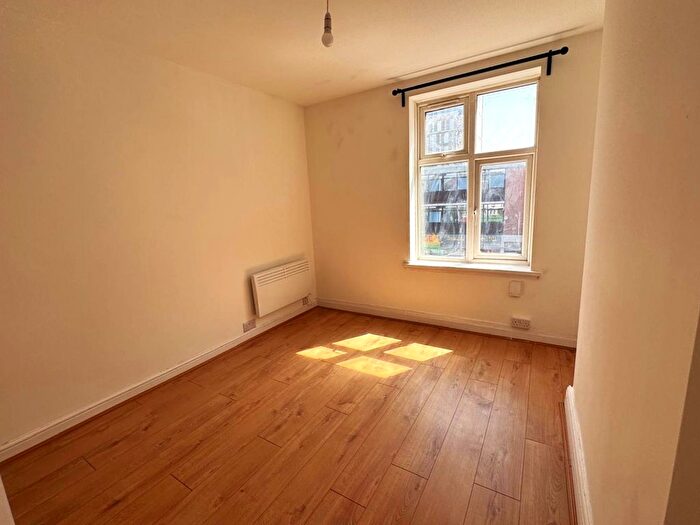 2 Bedroom Flat To Rent In College Road, Harrow, HA1