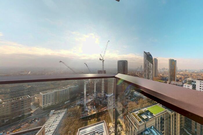 2 Bedroom Flat To Rent In New Lion Way, London, SE17