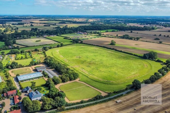 5 Bedroom Equestrian Property For Sale In Running Free Farm, Aylmerton, Norfolk, NR11