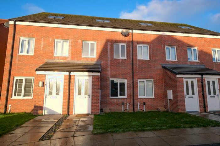 3 Bedroom Terraced House To Rent In Etal Drive, Amble, NE65
