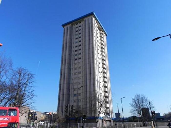 2 Bedroom Flat To Rent In Gillfoot House, Hampstead Road, Euston, Camden Town, Mornington Cresent, London, NW1