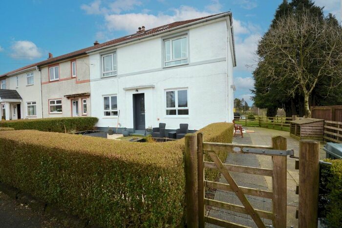 3 Bedroom Duplex For Sale In West View, Waterside, KA3