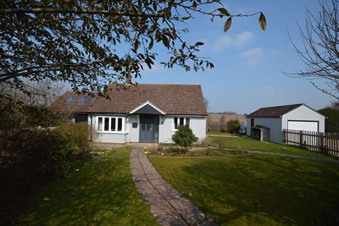 2 Bedroom Detached Bungalow For Sale In Cliffield, Shalford, Braintree, CM7