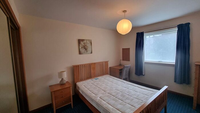 3 Bedroom Flat To Rent In Ashgrove Road, Aberdeen, AB25