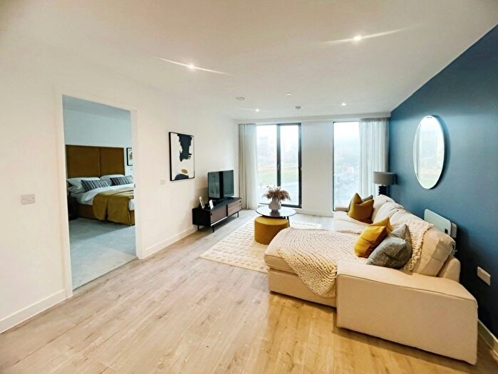 1 Bedroom Flat To Rent In Hounslow, London, TW5