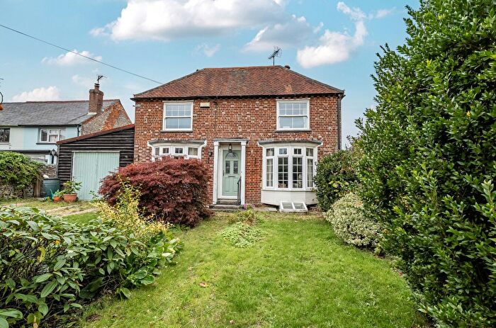 3 Bedroom Detached House For Sale In North End Road, Yapton, BN18
