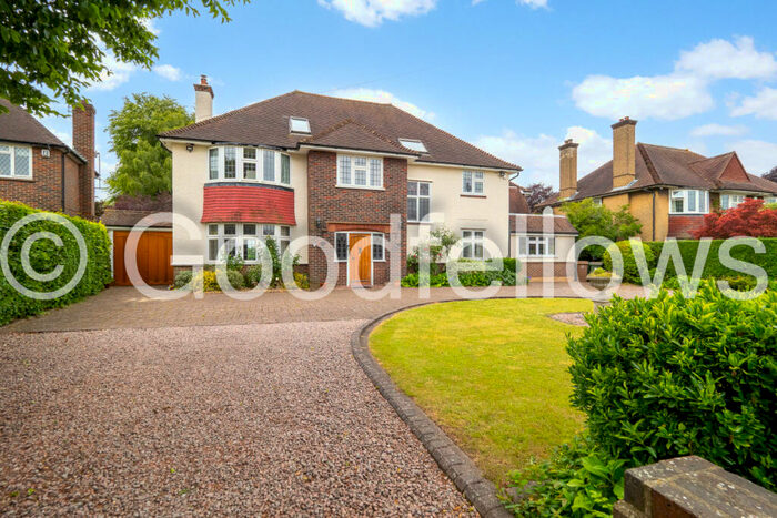 7 Bedroom Detached House To Rent In Cheyham Way, South Cheam, SM2
