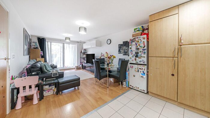 2 Bedroom Flat For Sale In Cottington Street, London, SE11