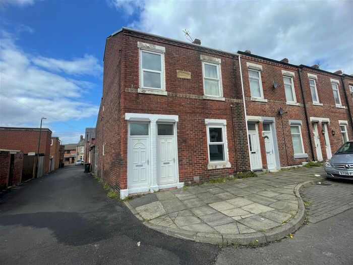 1 Bedroom Flat To Rent In East Moffett Street, South Shields, NE33