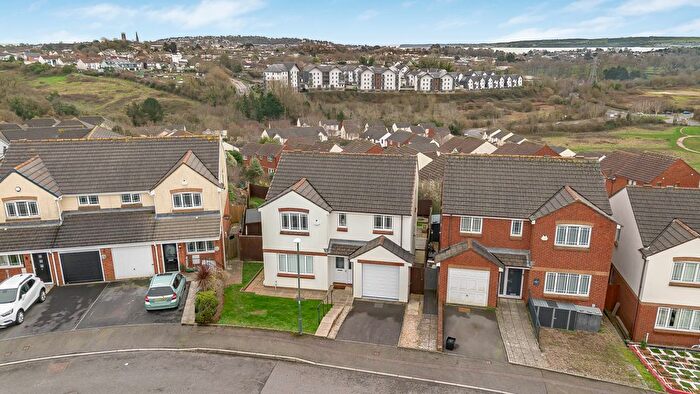 4 Bedroom Detached House For Sale In Pitcairn Crescent, Torquay, TQ2