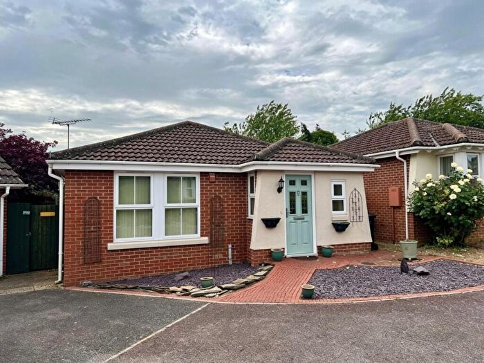 3 Bedroom Bungalow For Sale In Larks Rise, Halstead, CO9