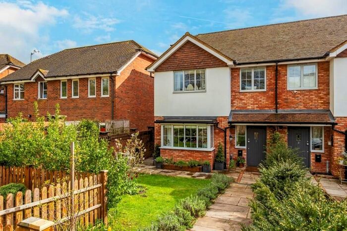 3 Bedroom Semi-Detached House For Sale In Holly Close, Brockham, RH3
