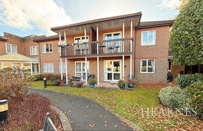 1 Bedroom Property For Sale In Fernlea Avenue, Ferndown, BH22