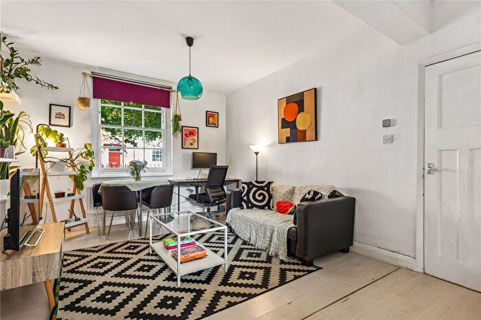2 Bedroom Flat To Rent In Halton House, Halton Road, London, N1