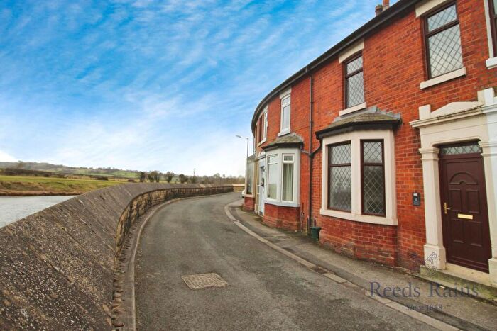 3 Bedroom Terraced House To Rent In Ribble Crescent, Walton-le-Dale, Preston, Lancashire, PR5
