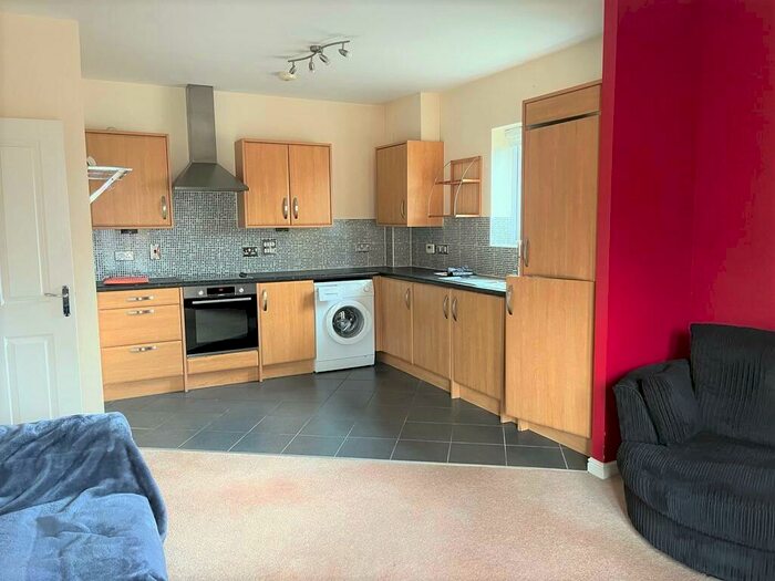 2 Bedroom Flat To Rent In Penlon Place, Abingdon, OX14