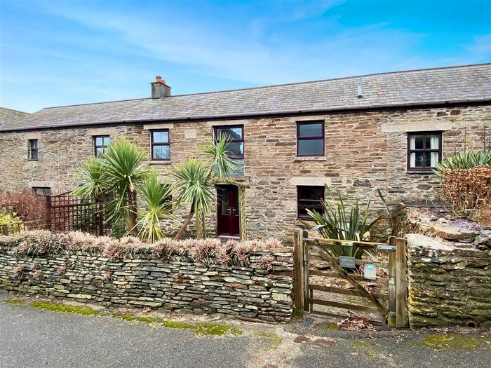 2 Bedroom Property To Rent In Porth Way, Porth, Newquay, TR7