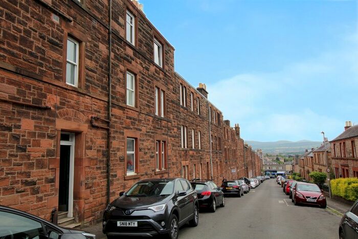 2 Bedroom Flat To Rent In Victor Park Terrace, Edinburgh, EH12