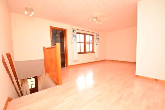 1 Bedroom Flat To Rent In King Duncan Gardens, Inverness, Highland, IV2