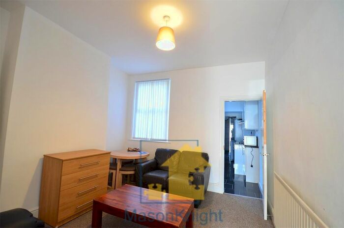 4 Bedroom Terraced House To Rent In Westminster Road, Student Property - Selly Oak, Birmingham, B29