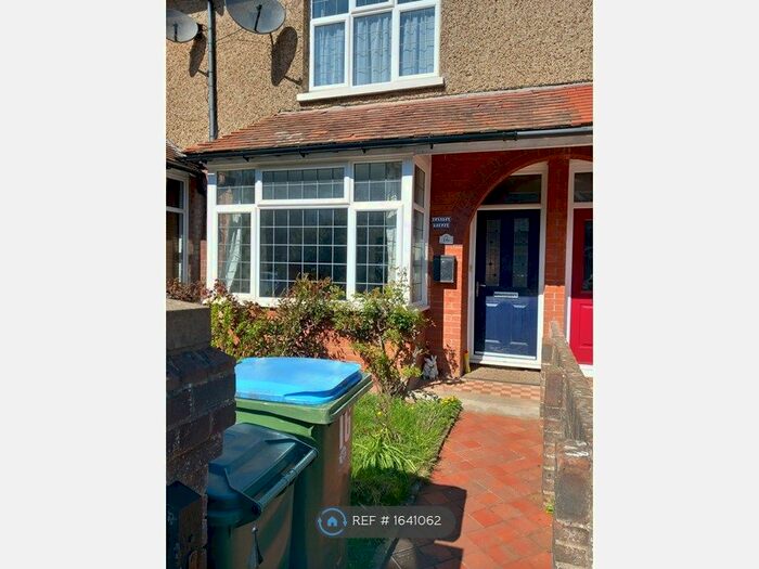 4 Bedroom Terraced House To Rent In Woodlands Road, Littlehampton, BN17