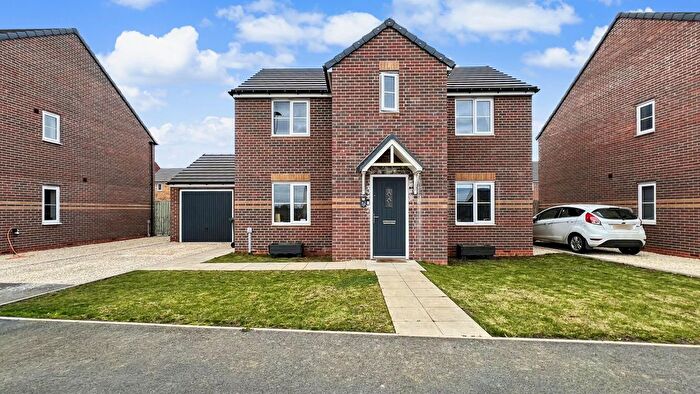 4 Bedroom Detached House For Sale In Cornfield Way, Winterton, DN15