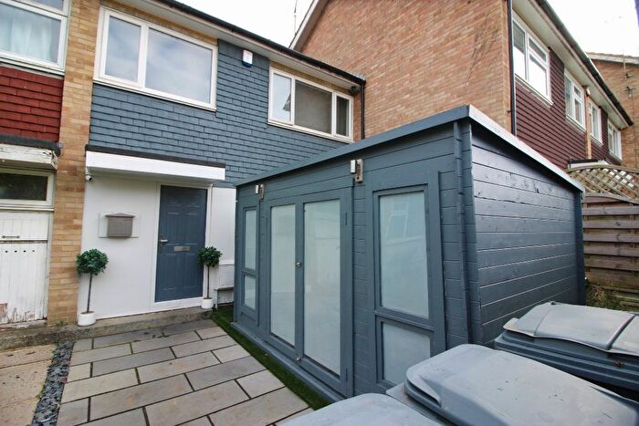 3 Bedroom Terraced House For Sale In Church Road, West Kingsdown, TN15