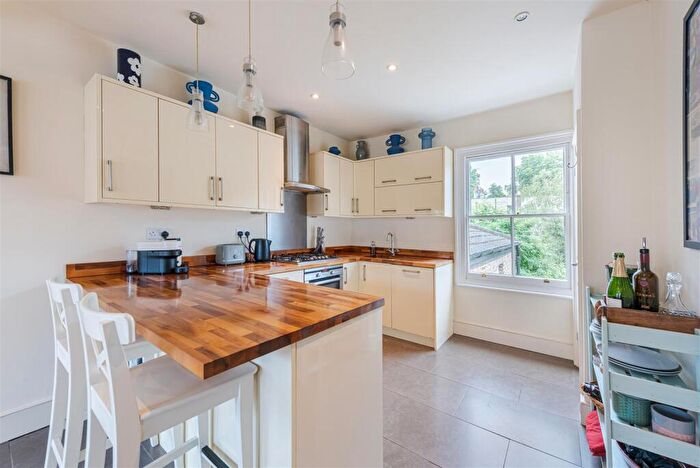 2 Bedroom Apartment To Rent In Rosenau Road, Battersea, SW11