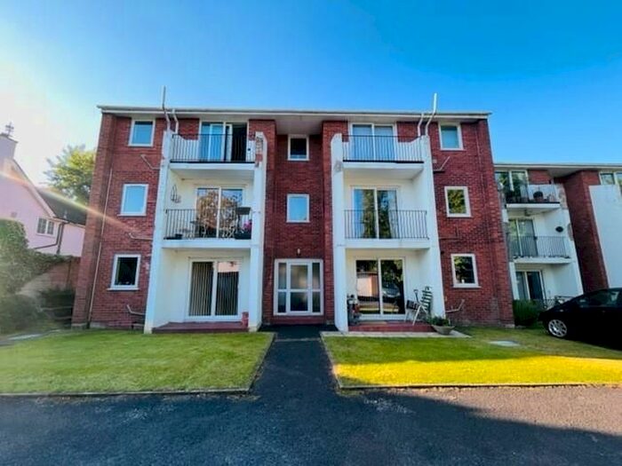 2 Bedroom Flat To Rent In Egerton Road, Ashton On Ribble, PR2