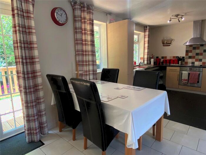 2 Bedroom Bungalow For Sale In Rosecraddoc, Liskeard, Cornwall, PL14