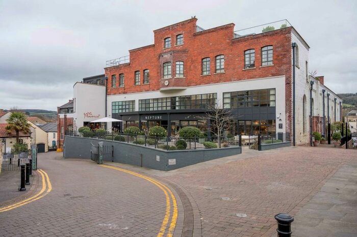 3 Bedroom Apartment To Rent In The Tramshed, Walcot, BA1