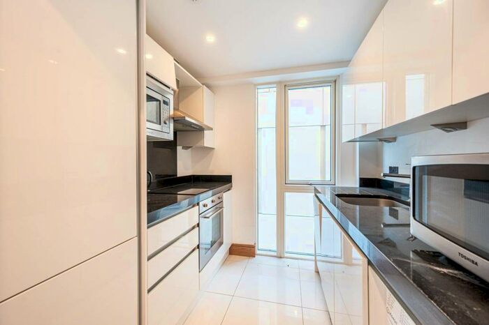 Studio To Rent In Churchway, Camden, London, NW1