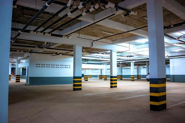 Garage / Parking To Rent In Parking Space At The Dumont, Albert Embankment, London, SE1