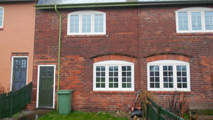 3 Bedroom Terraced House To Rent In Model Village, Worksop, S80
