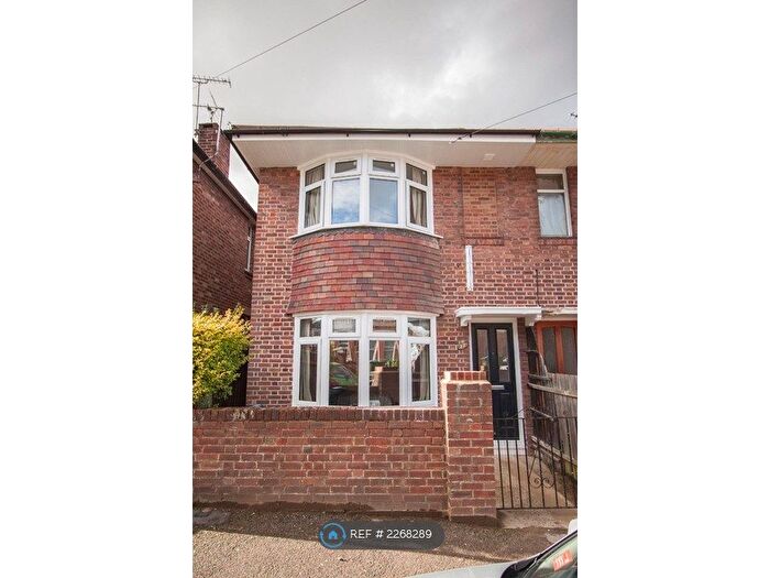 7 Bedroom Semi-Detached House To Rent In Burlington Road, Southampton, SO15