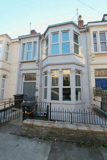 6 Bedroom Property To Rent In Elton Road, Bishopston, Bristol, BS7