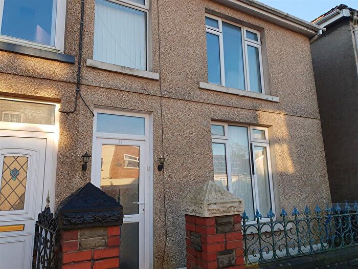3 Bedroom Semi Detached House To Rent In Norton Road, Penygroes, Llanelli, SA14