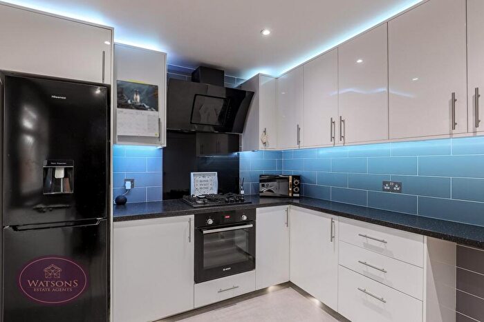 2 Bedroom Detached Bungalow For Sale In Horsendale Avenue, Nuthall, Nottingham, NG16