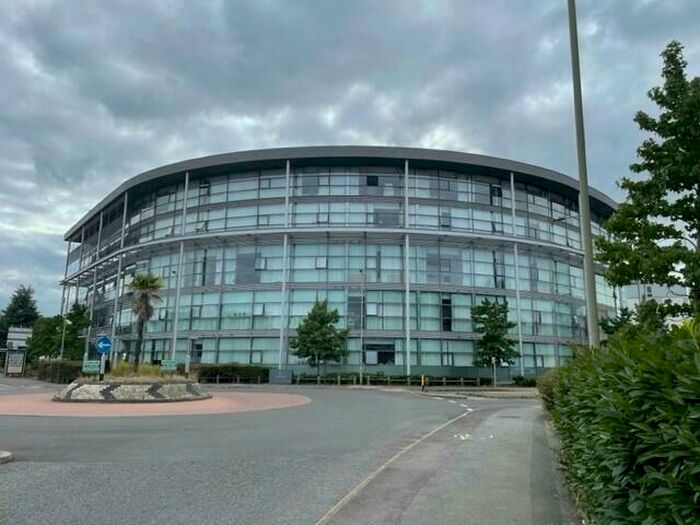 Studio To Rent In Station Road, Addlestone, KT15