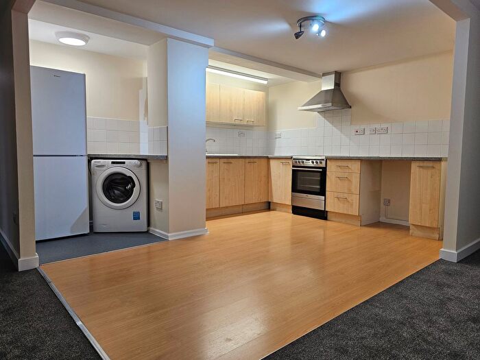 3 Bedroom Flat To Rent In Southgate Street, Gloucester, GL1