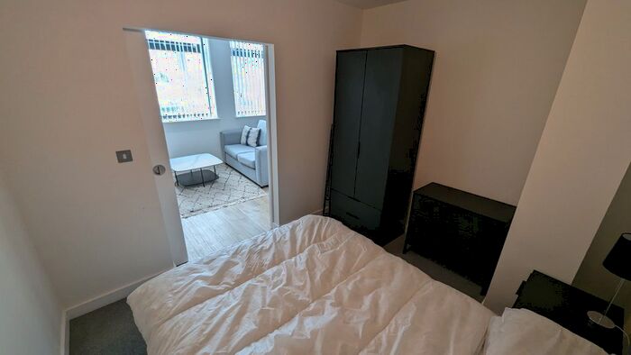 1 Bedroom Flat To Rent In Paragon House, Seymour Grove, M16