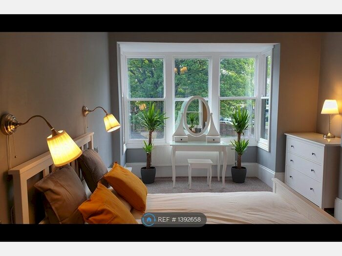 1 Bedroom Flat To Rent In Princes Avenue, Hull, HU5