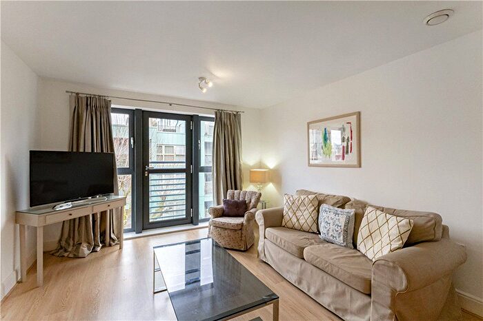 1 Bedroom Flat For Sale In Spa Road, London, SE16