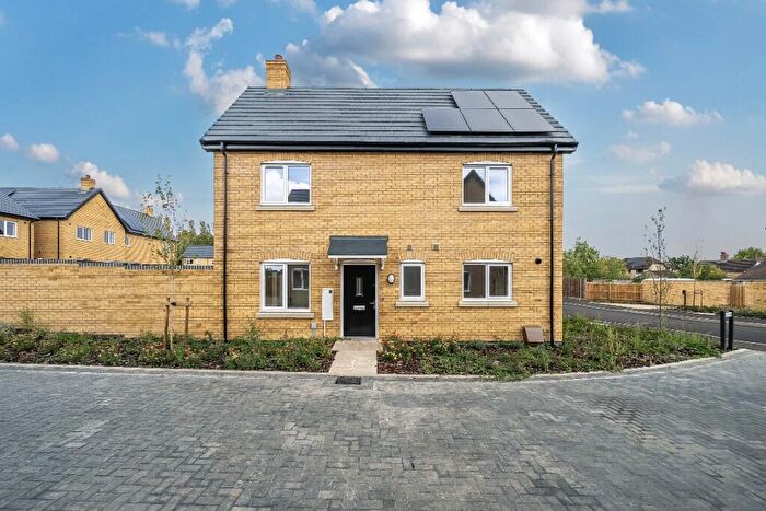 3 Bedroom Semi-Detached House For Sale In Station Road, PE28