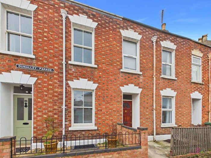 5 Bedroom Terraced House For Sale In Dunalley Parade, Cheltenham, GL50