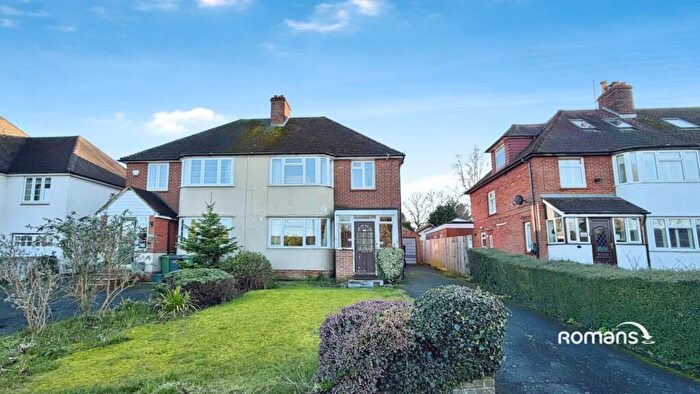 3 Bedroom Semi Detached House For Sale In Old Worting Road, Basingstoke, Hampshire, RG22