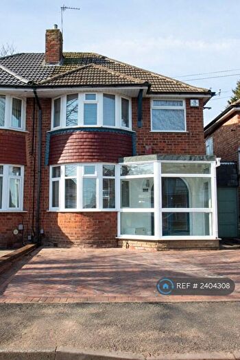 3 Bedroom Semi-Detached House To Rent In Rosemary Road, Birmingham, B33