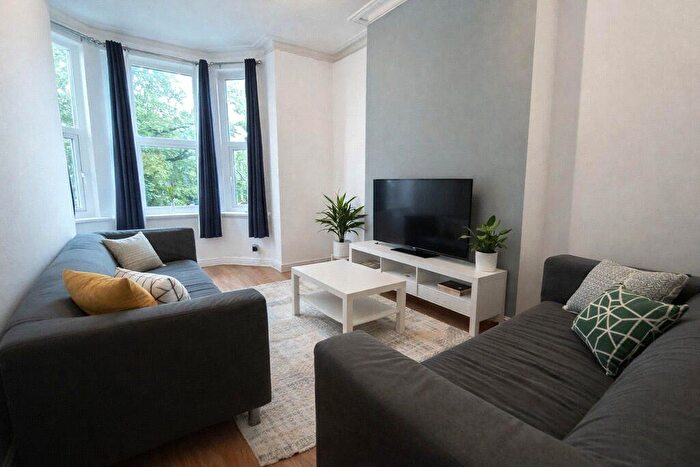 4 Bedroom Flat To Rent In Doric Way, London, NW1