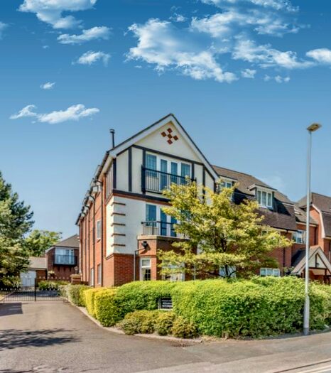 2 Bedroom Flat To Rent In Roman Place, Streetly, Sutton Coldfield, B74